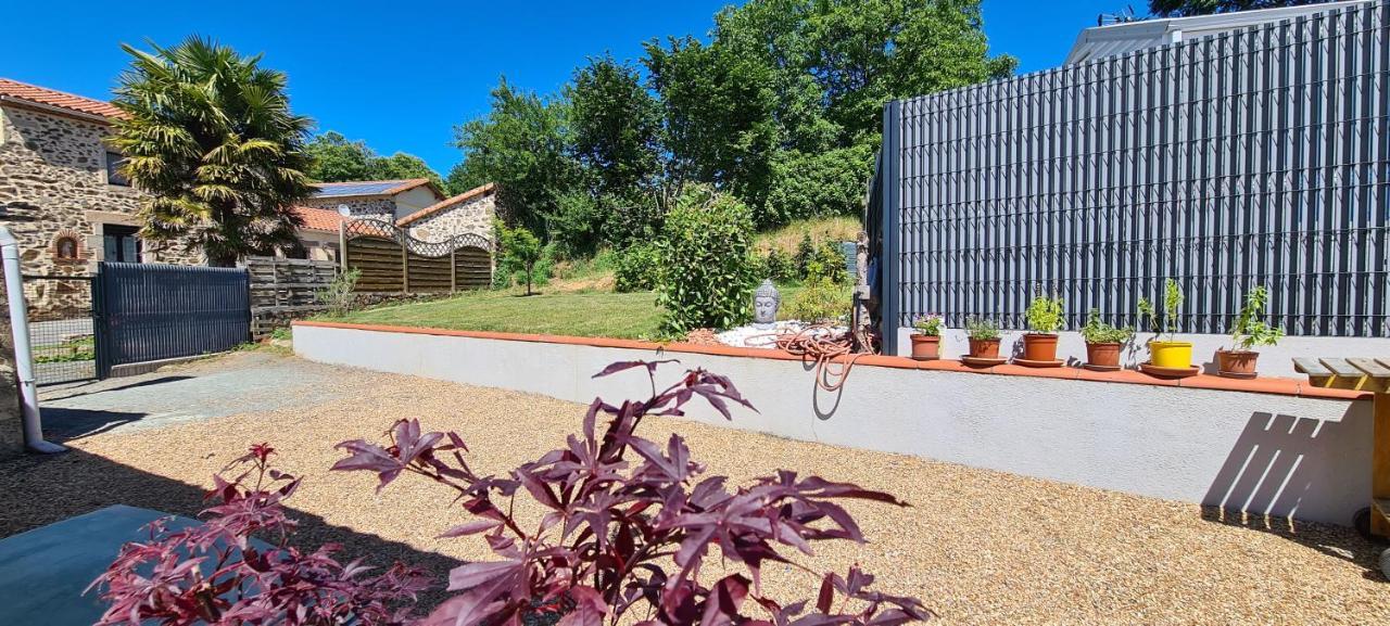 2 logements La Gelotière à 10 min du Puy du Fou Sevremont Exterior foto